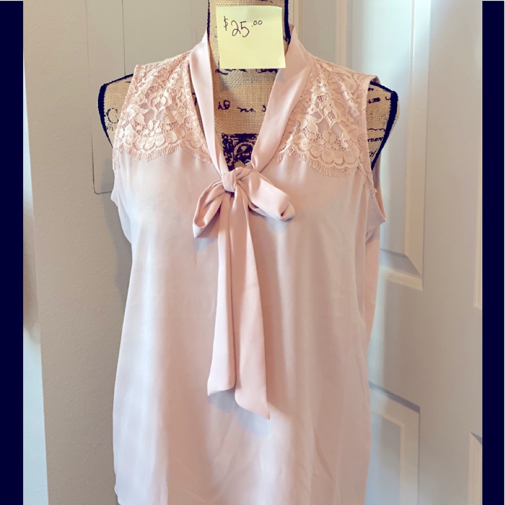 Karl lagerfeld tank with front tie